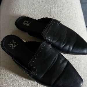 Black Leather Women's Mules